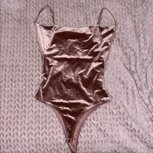 Fashion Nova Velvet Bodysuit in Rose Gold